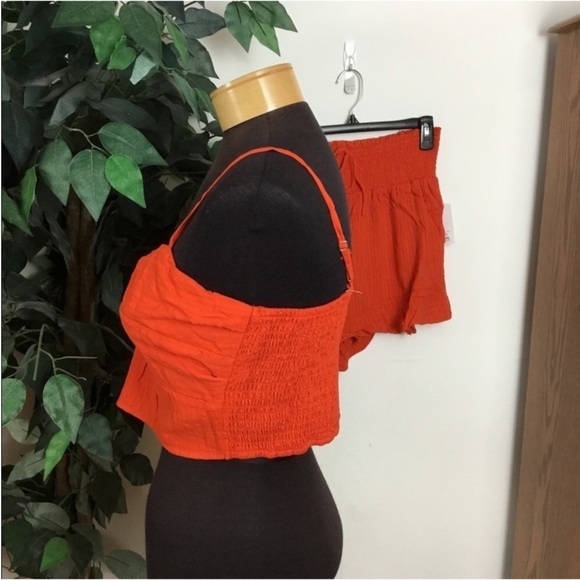 SO twist front crop top & short set Woman’s Juniors XL spicy orange - Picture 2 of 13